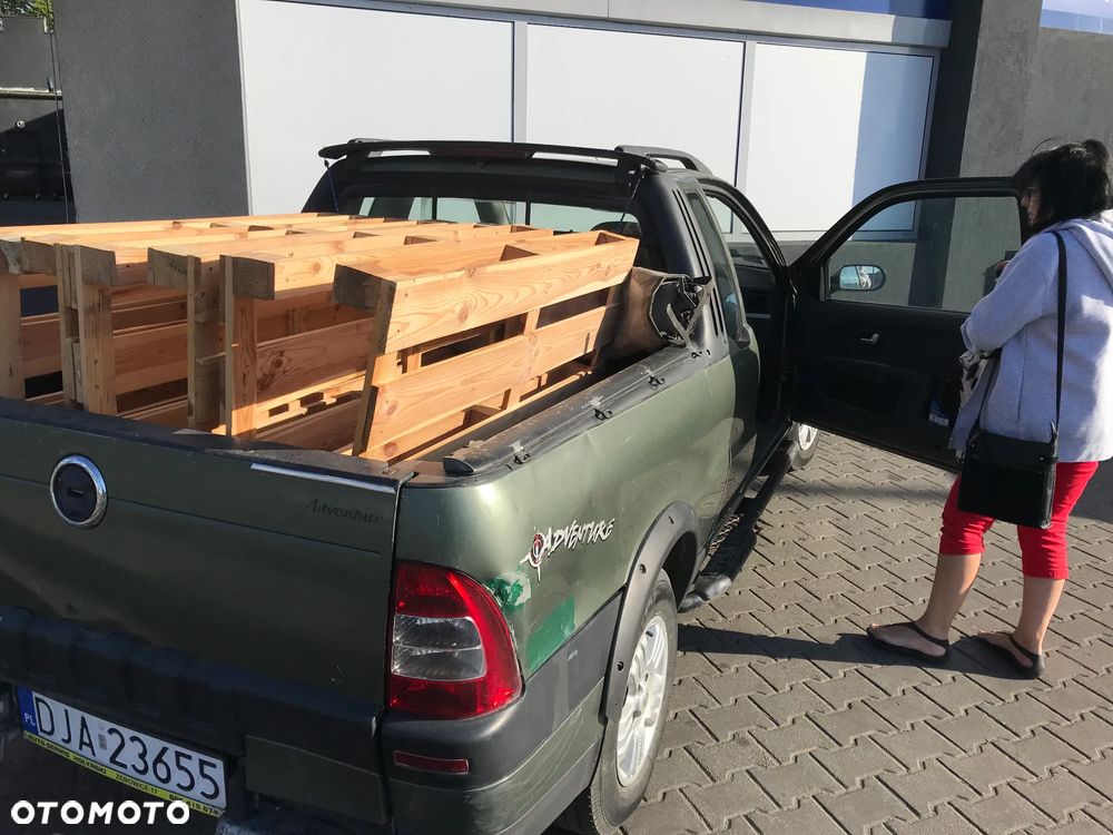 Fiat Strada ver-adventure-4os - 7