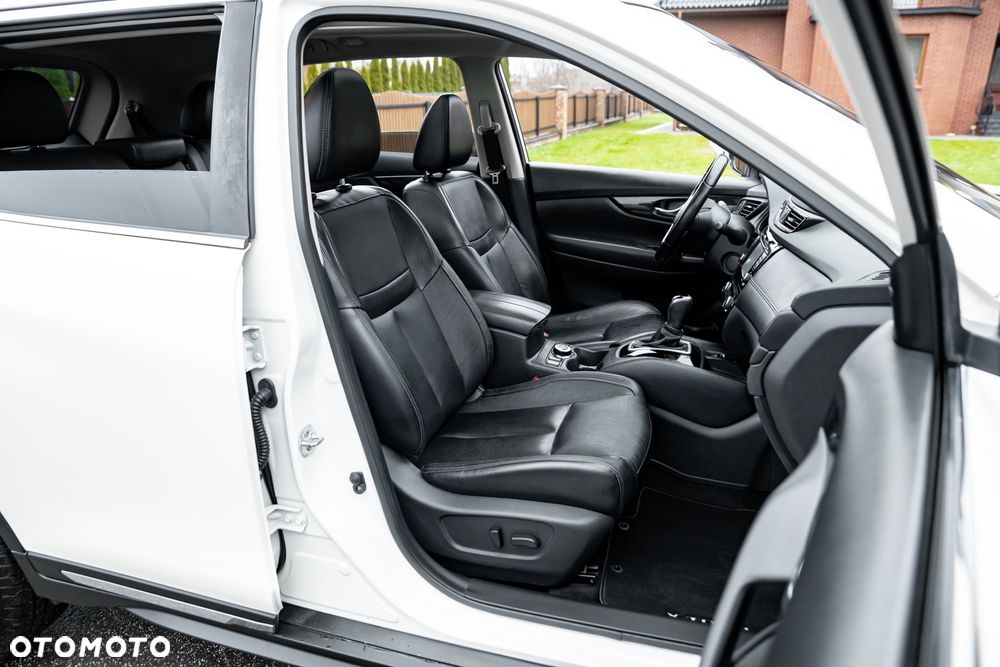 Nissan X-Trail 2.0 dCi ALL-MODE 4x4i Xtronic Tekna - 24