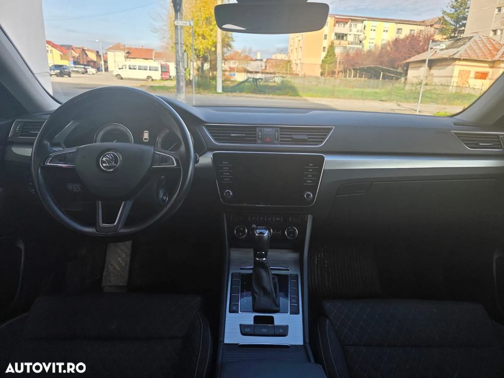 Skoda Superb Combi 1.6 TDI DSG Style - 4