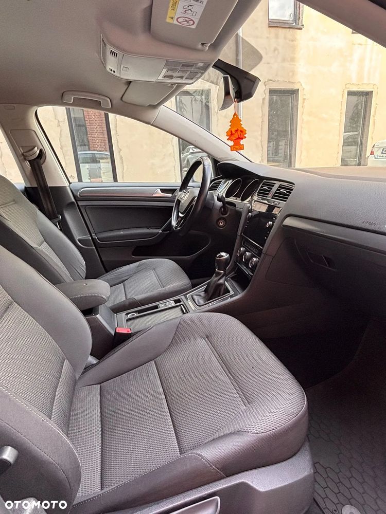 Volkswagen Golf 1.6 TDI BMT Comfortline - 12