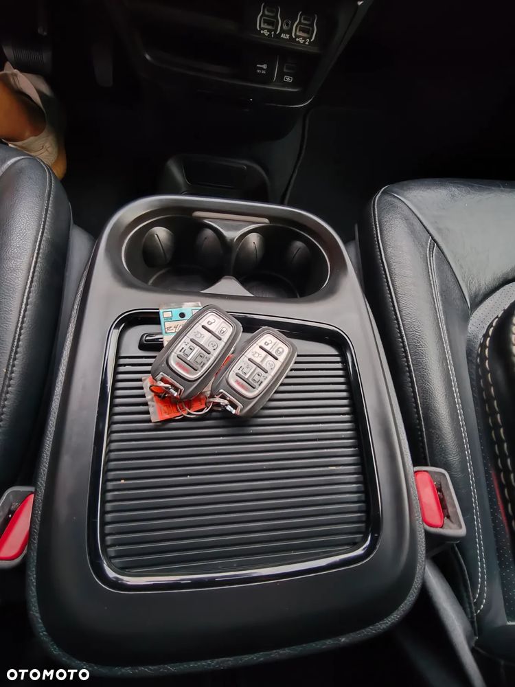 Chrysler Pacifica - 19