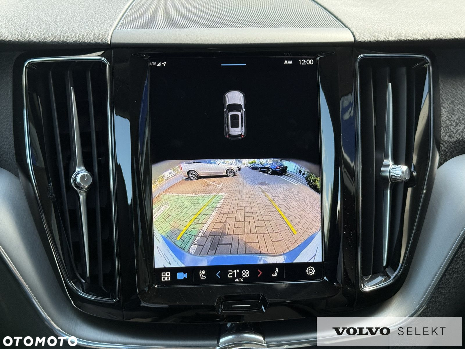 Volvo XC 60 - 13