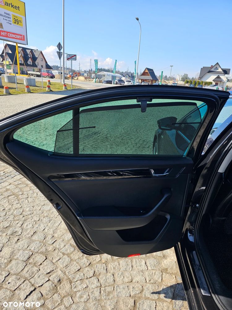 Skoda Superb 2.0 TDI 4x4 L&K DSG - 19