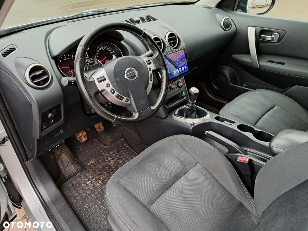 Nissan Qashqai - 13