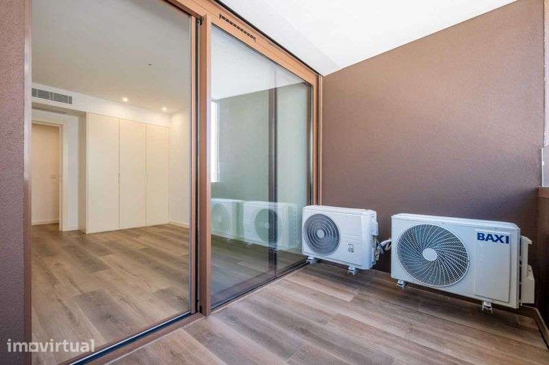 Apartamento Novo com piscina e garagem - Grande imagem: 2/12