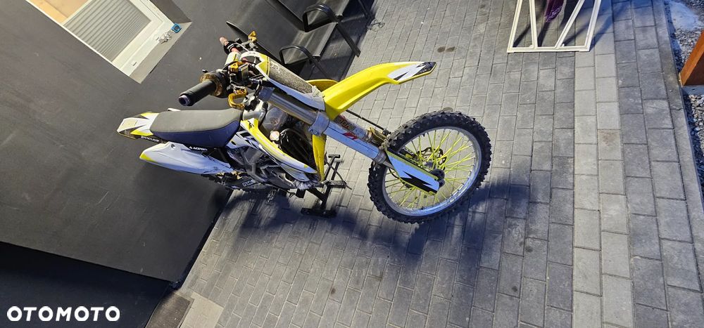 Suzuki RM-Z - 4