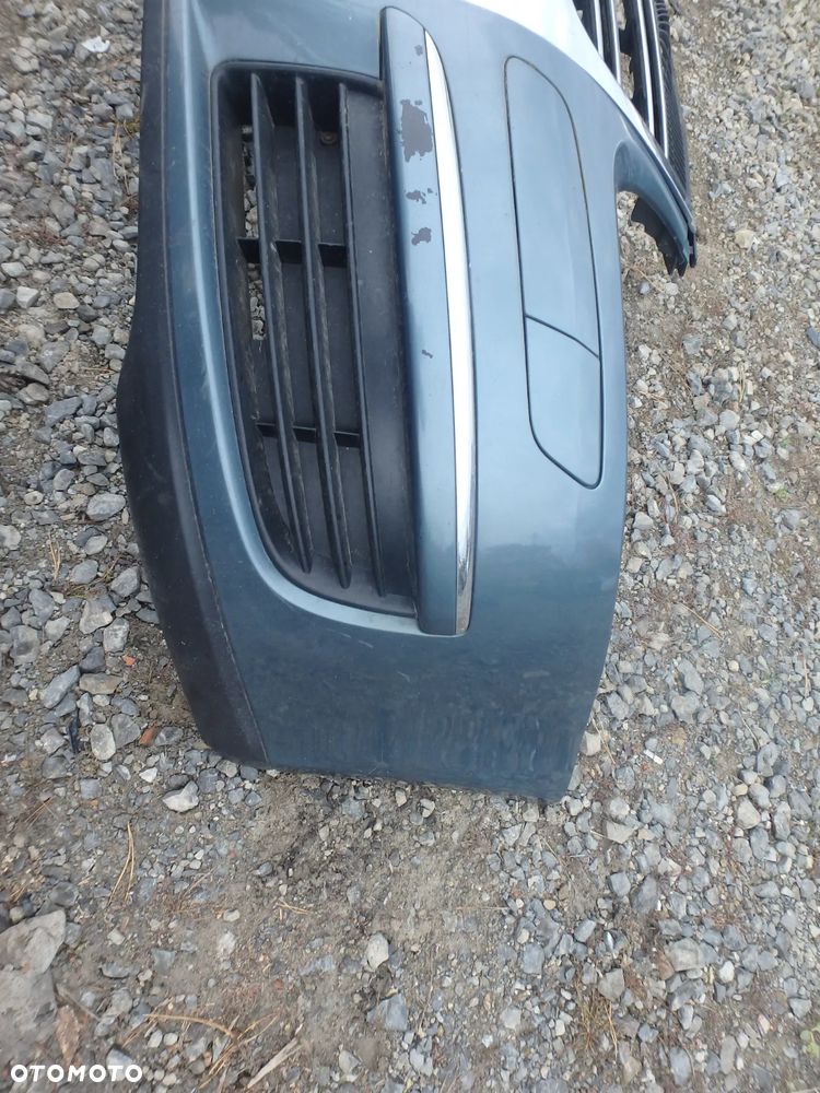 Zderzak przedni VW Jetta Golf V kombi LA6R - 3