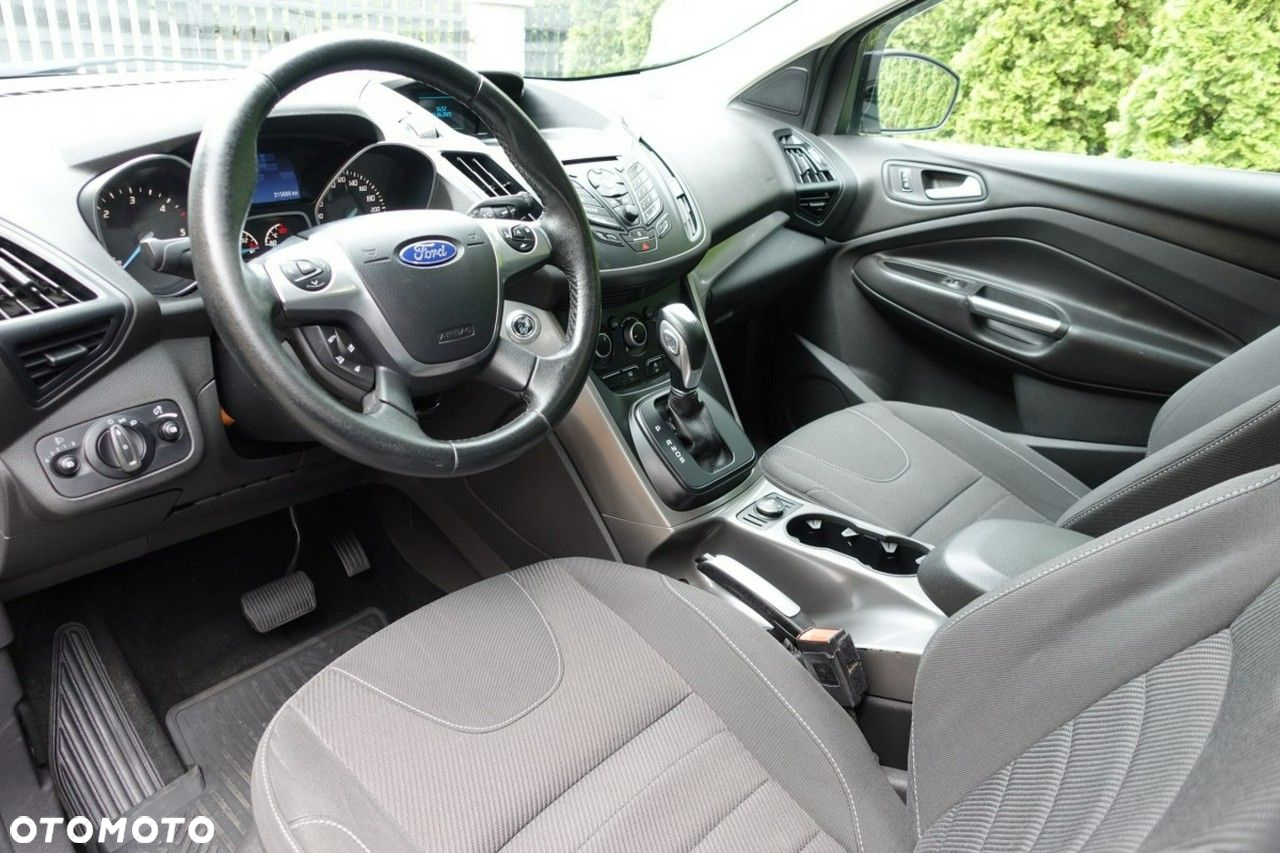 Ford Kuga - 11