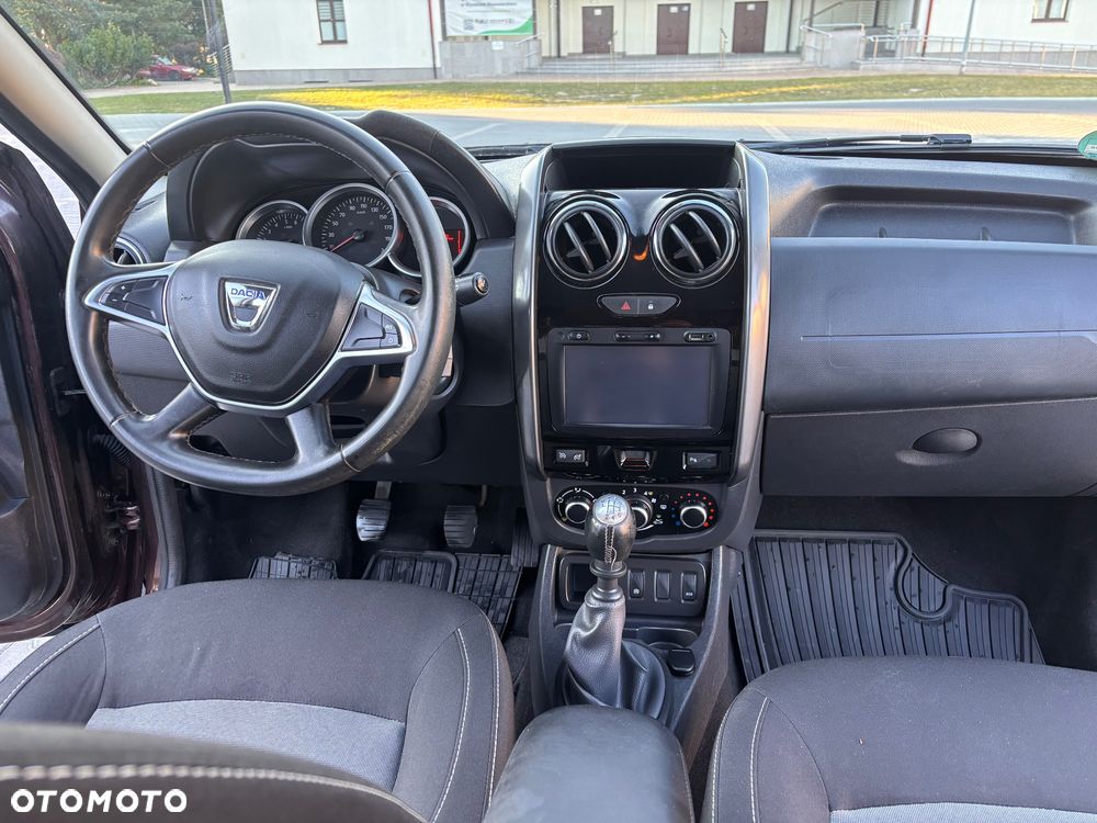 Dacia Duster 1.2 TCe Laureate S&S EU6 - 11