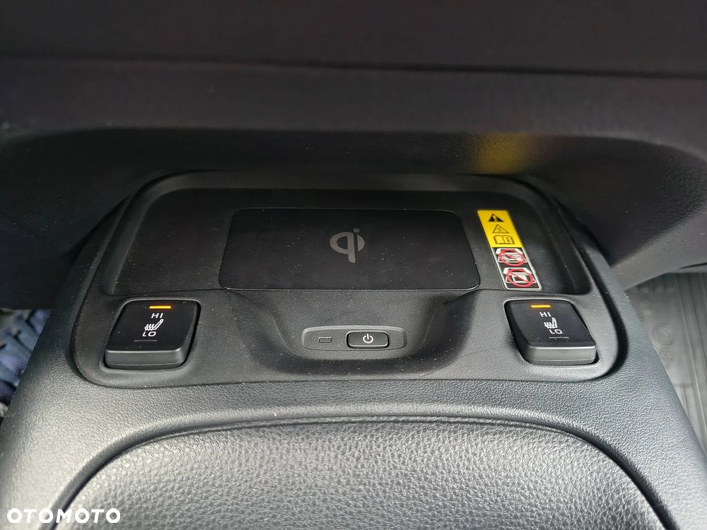 Toyota Corolla 1.8 Hybrid Comfort - 16