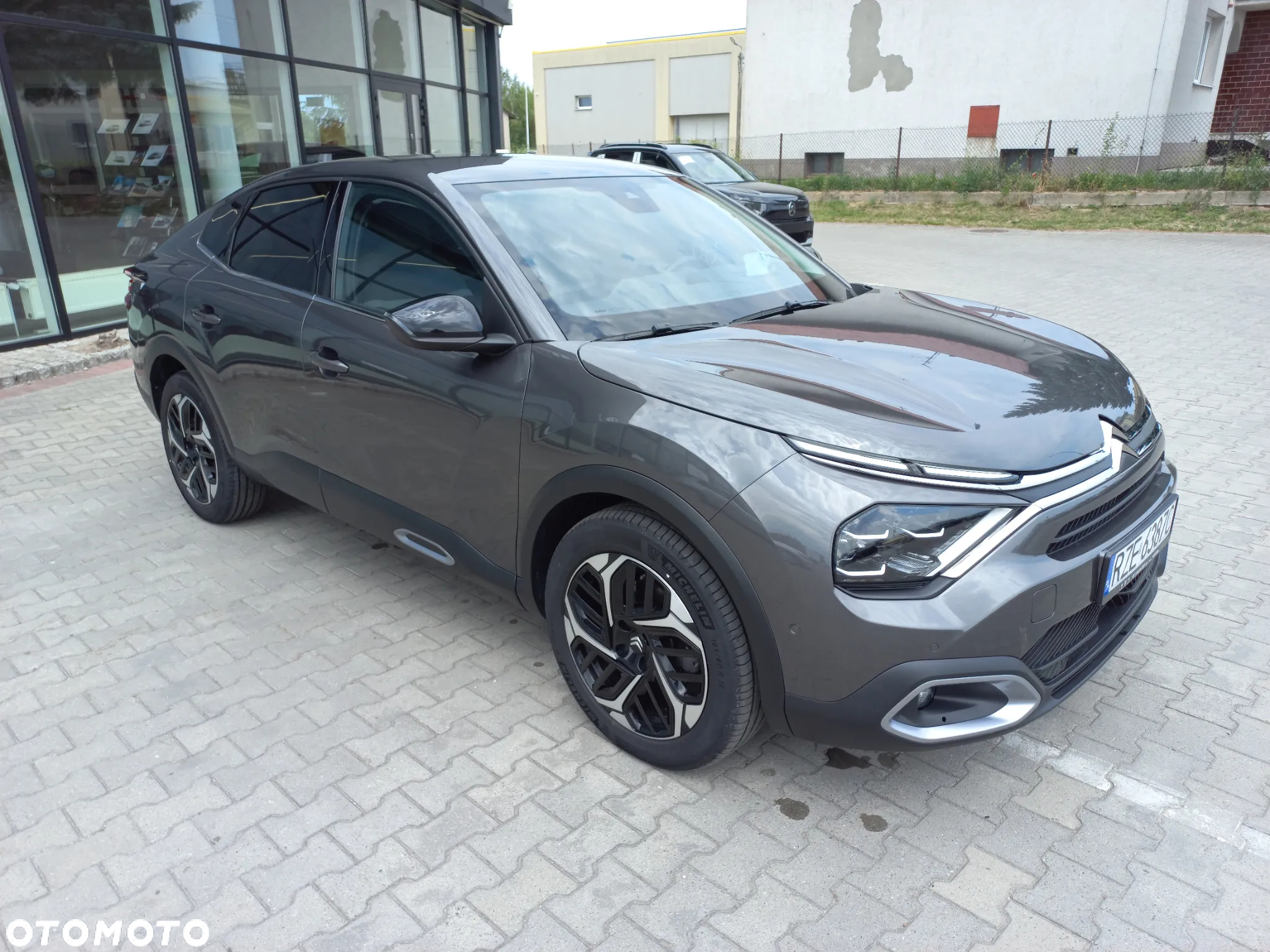 Citroën C4 1.2 PureTech Shine S&S EAT8 - 3