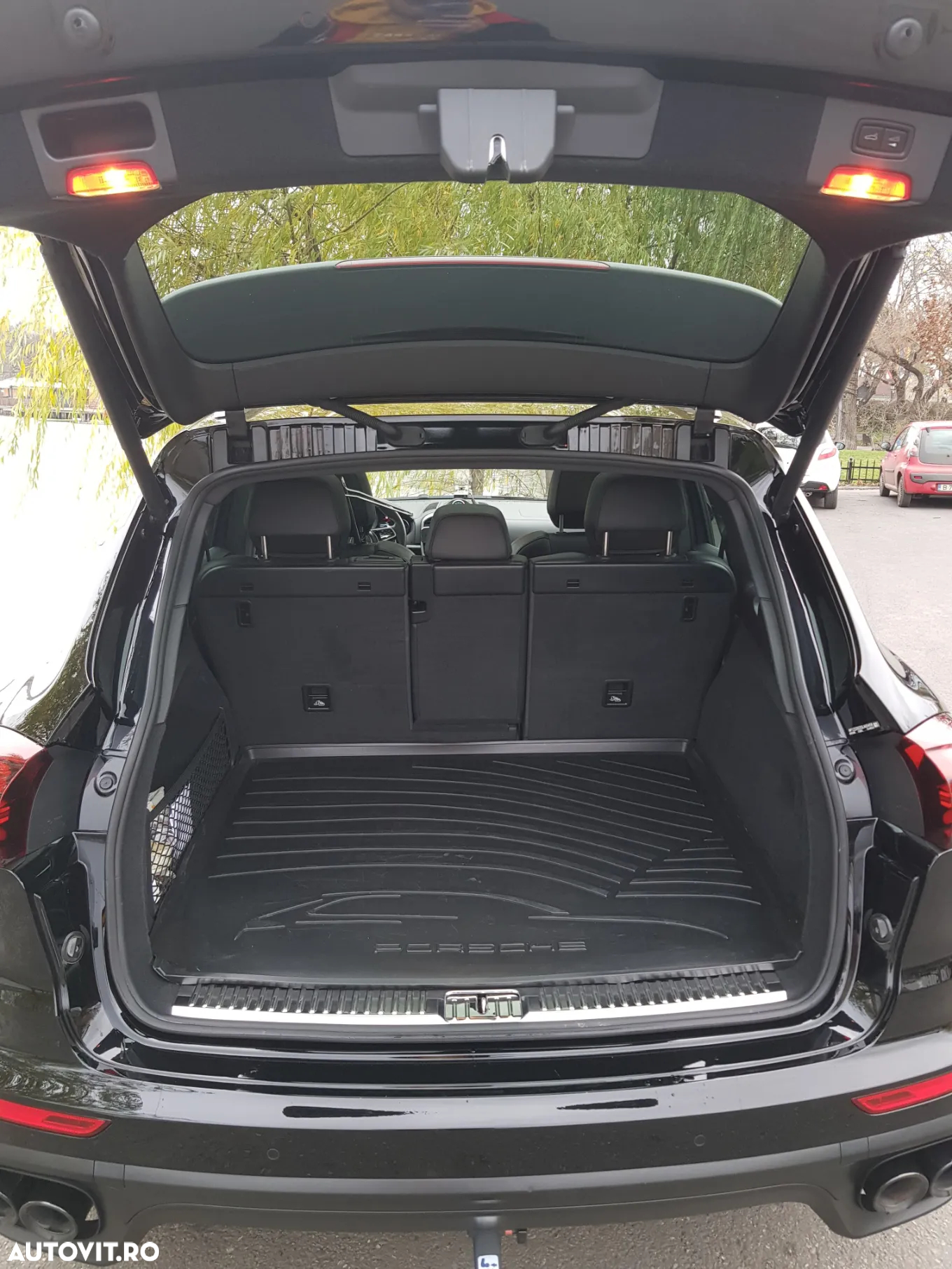 Porsche Cayenne - 7