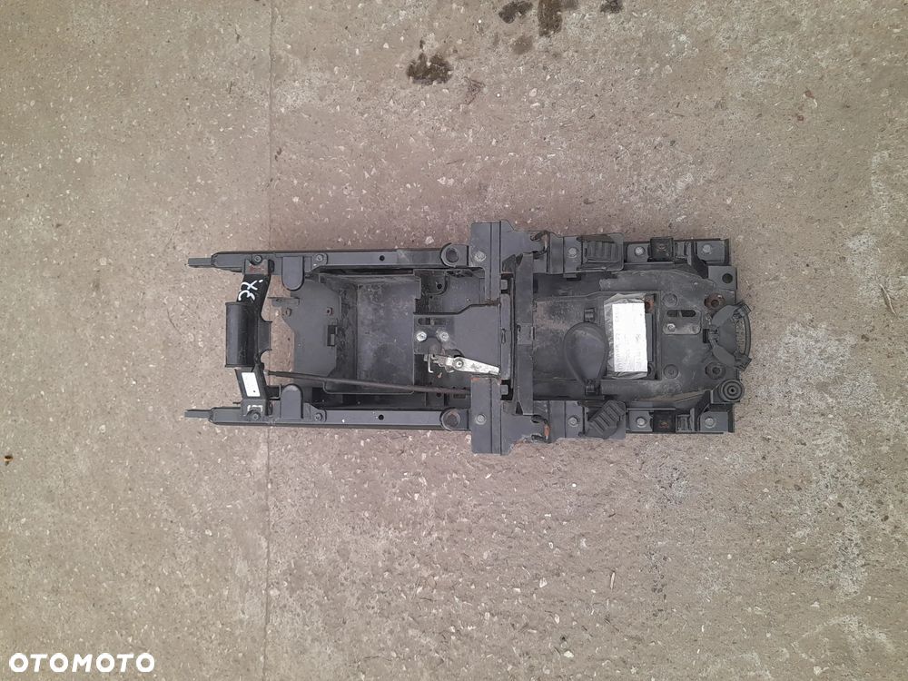 YAMAHA FZ1 FAZER 2006 - 2012  STELAŻ OGON WYPEŁNIENIE - 1