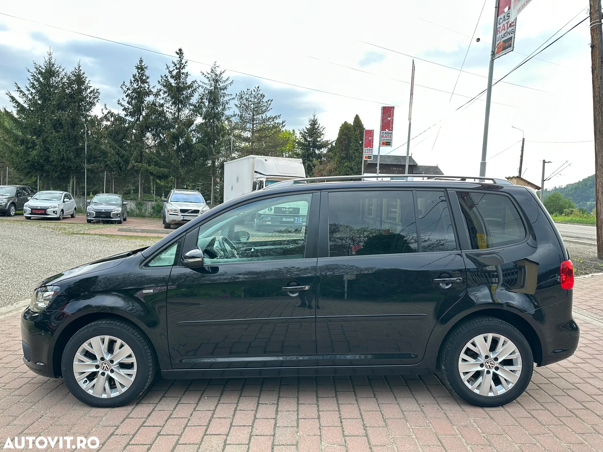 Volkswagen Touran 2.0 TDI DPF BlueMotion Technology DSG Life - 5