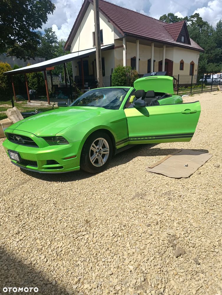 Ford Mustang 3.7 V6 - 1