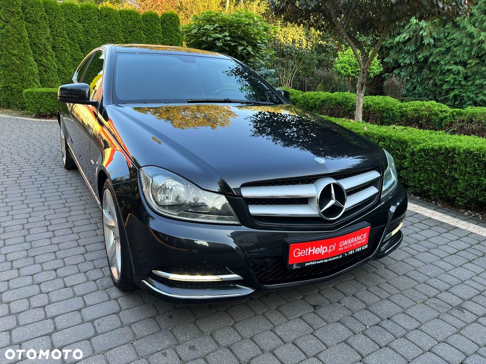Mercedes-Benz Klasa C 180 Coupe BlueEFFICIENCY 7G-TRONIC - 2