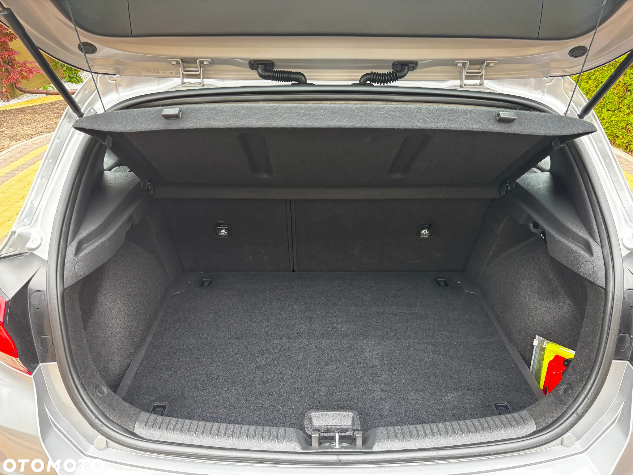 Hyundai i30 1.5 DPI Classic + - 27
