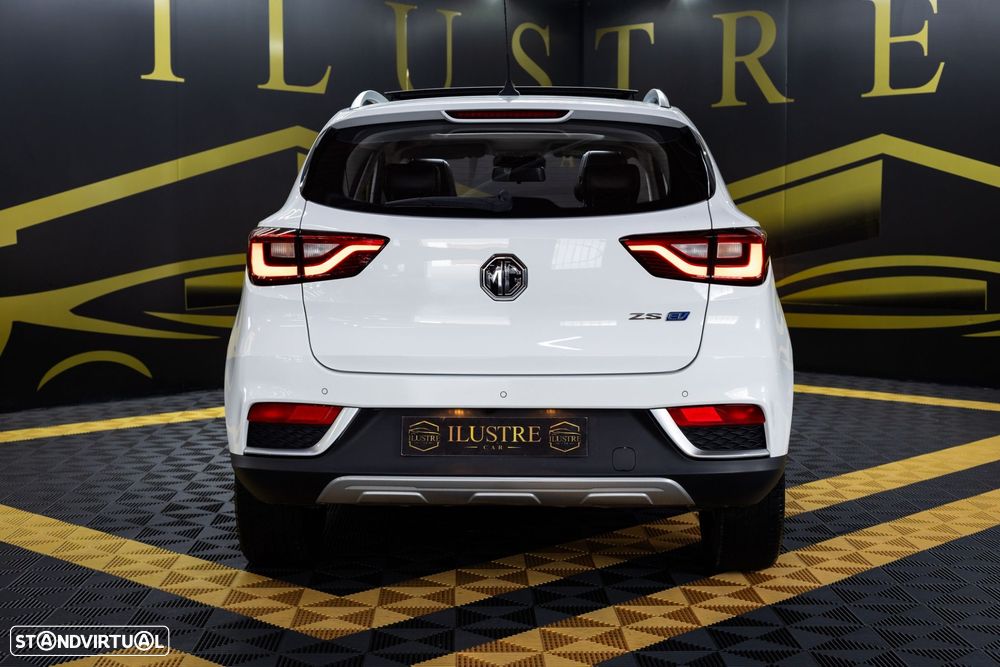 MG ZS EV 44.5 kWh Luxury - 5