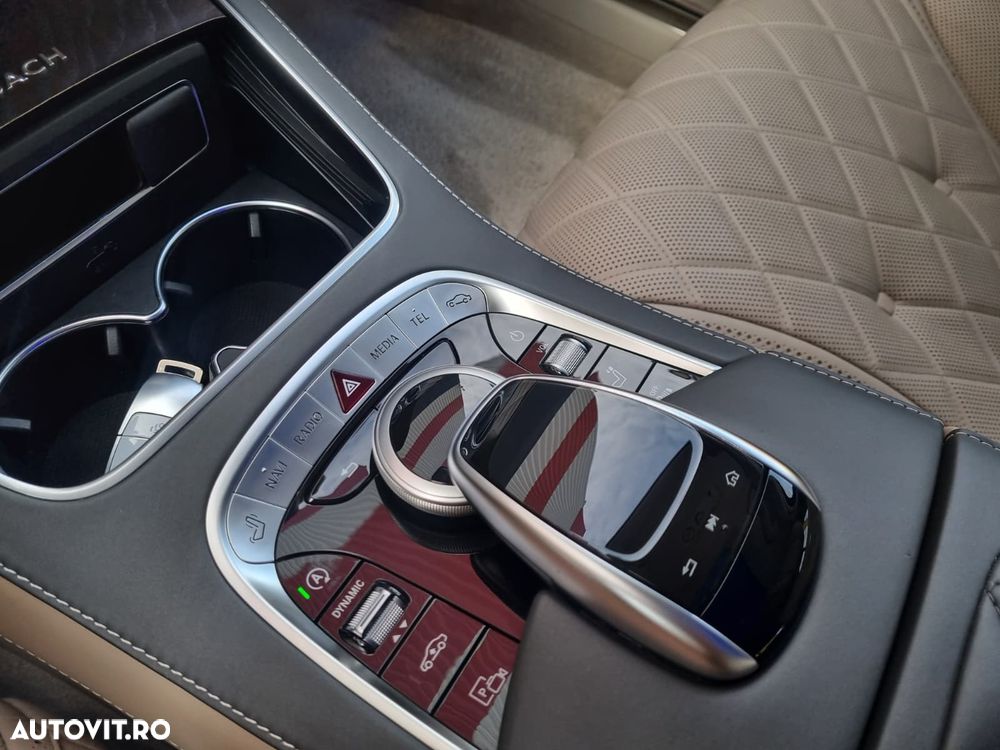 Mercedes-Benz S Maybach 560 4Matic 9G-TRONIC - 27