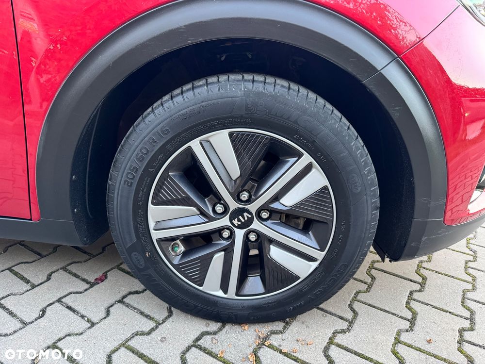Kia Niro 1.6 GDI Hybrid L Business Line - 31