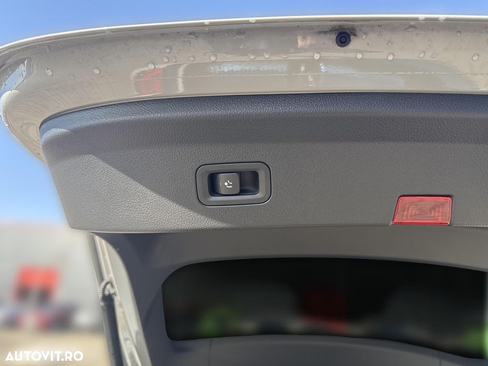 Mercedes-Benz GLE Coupe AMG 53 PHEV - 17