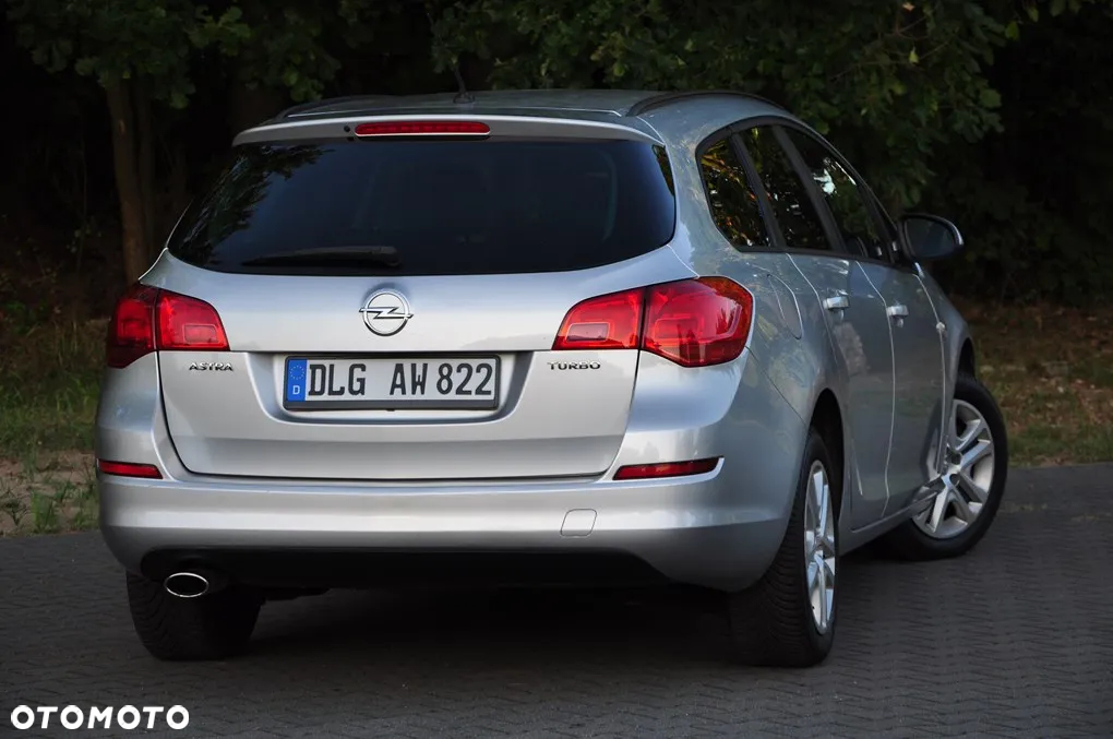 Opel Astra 1.4 Turbo Sports Tourer - 20