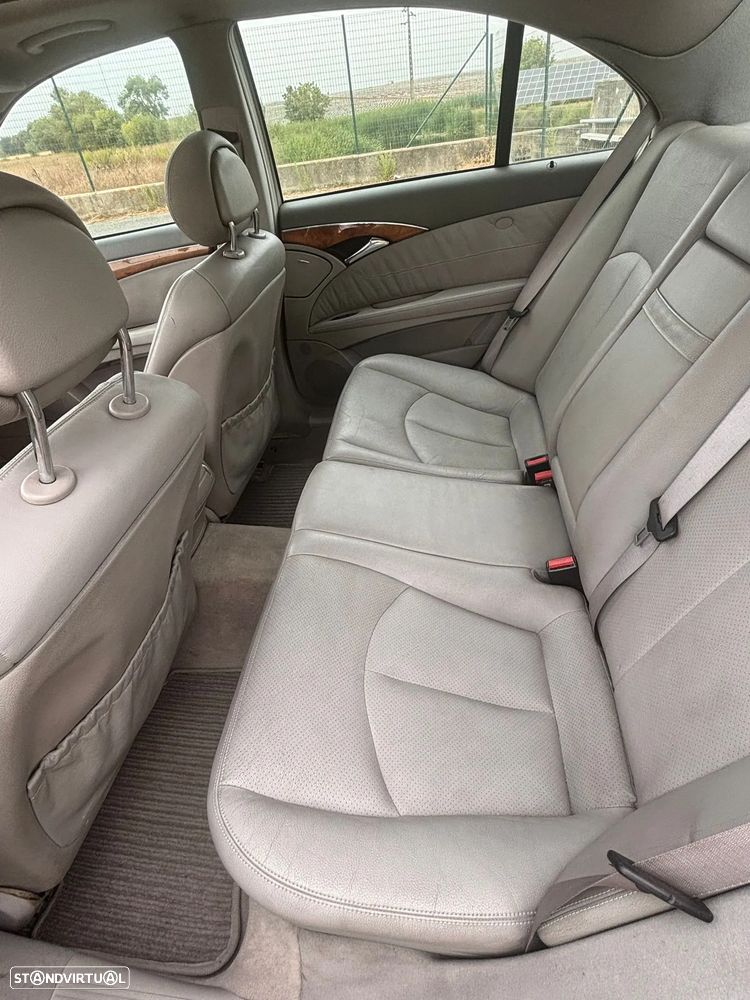 Mercedes-Benz E 270 - 8