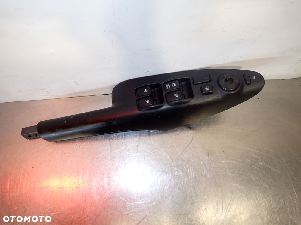 PANEL STEROWANIA SZYB HYUNDAI TUCSON I 93570-2E315 - 2