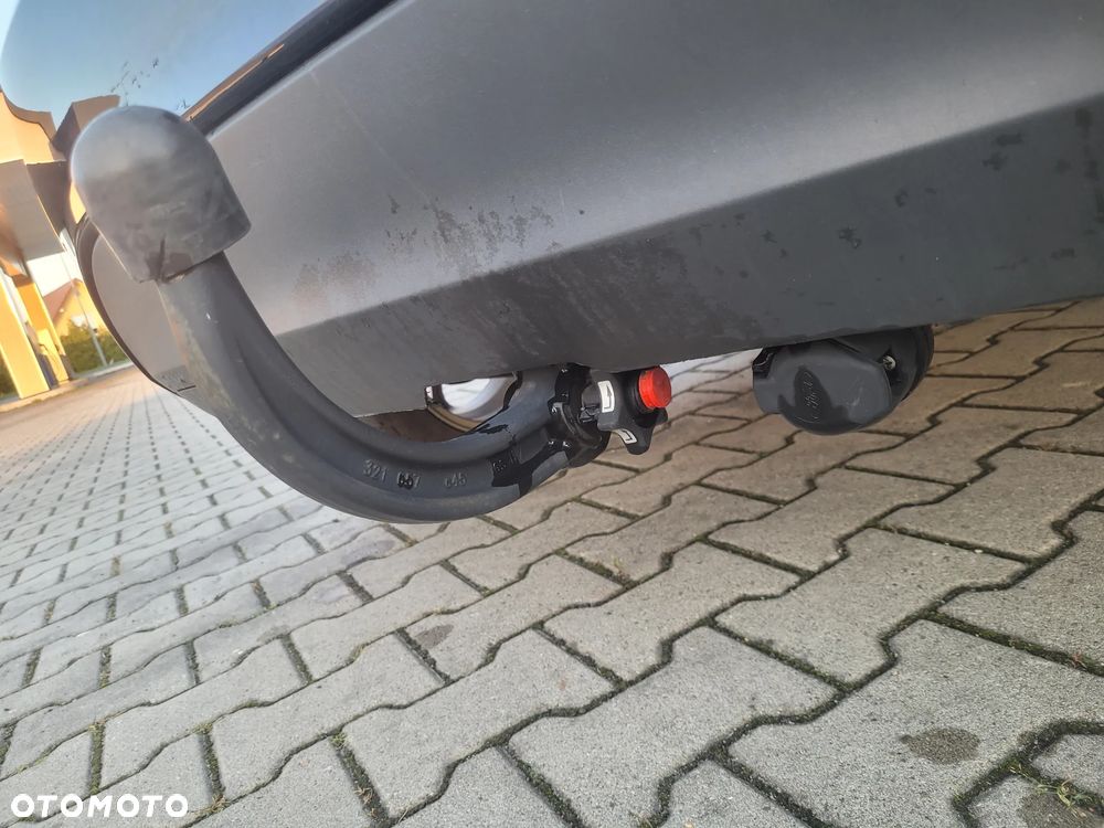 Ford Fiesta - 10