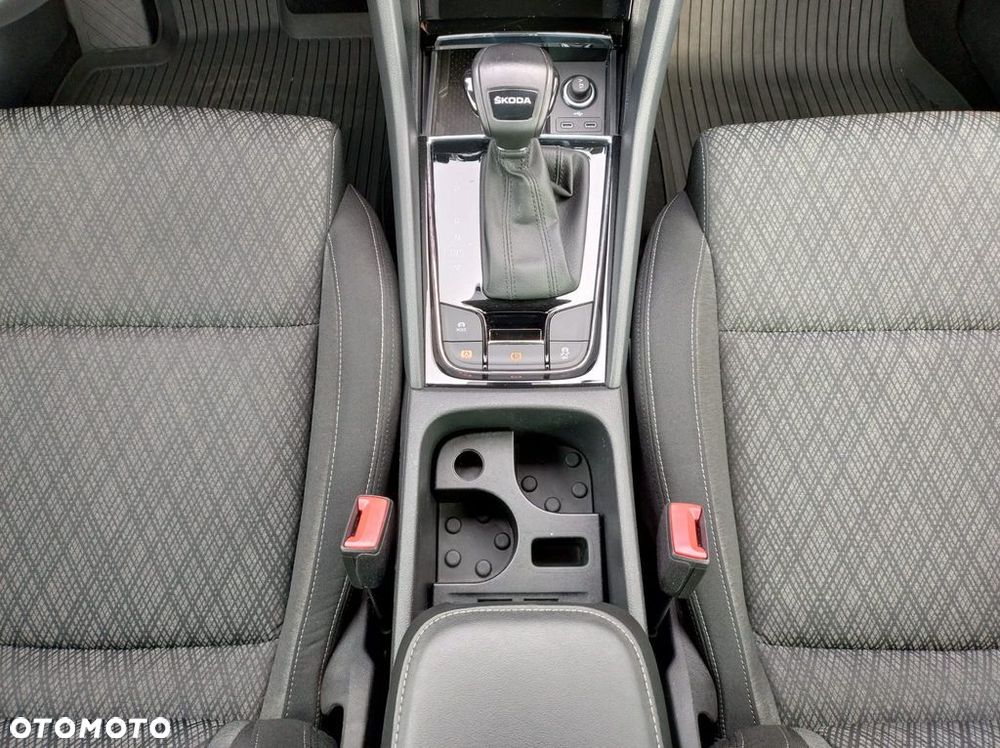 Skoda Karoq 1.5 TSI ACT Style DSG - 14