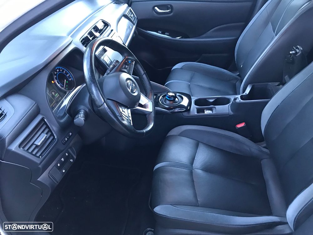 Nissan Leaf 40 kWh Tekna - 11