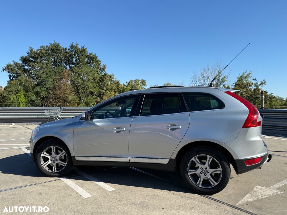 Volvo XC 60 D4 Momentum - 25