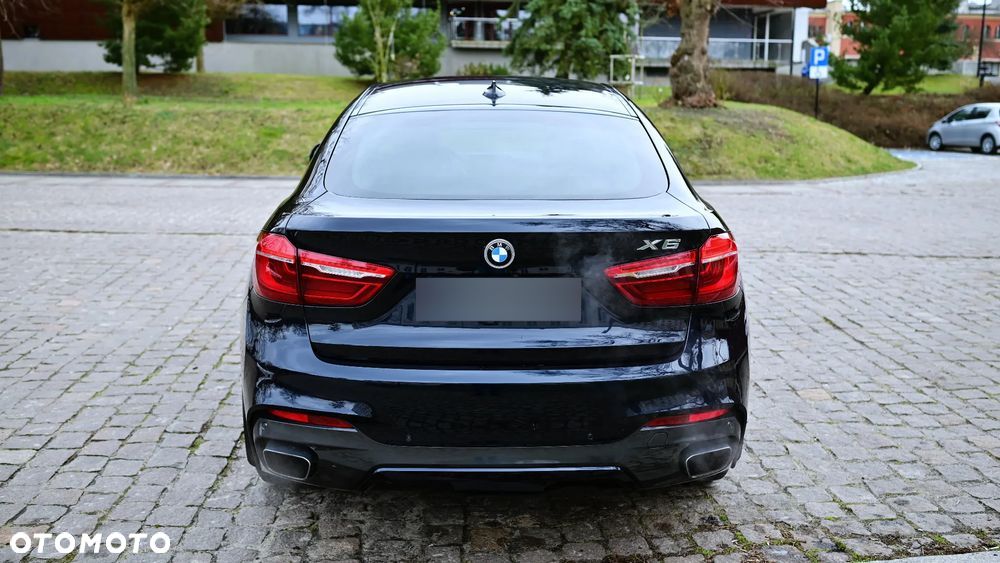 BMW X6 xDrive50i - 19