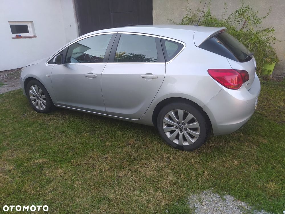 Opel Astra 1.7 CDTI - 5