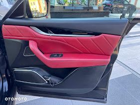 Maserati Levante Q4 GranSport - 17