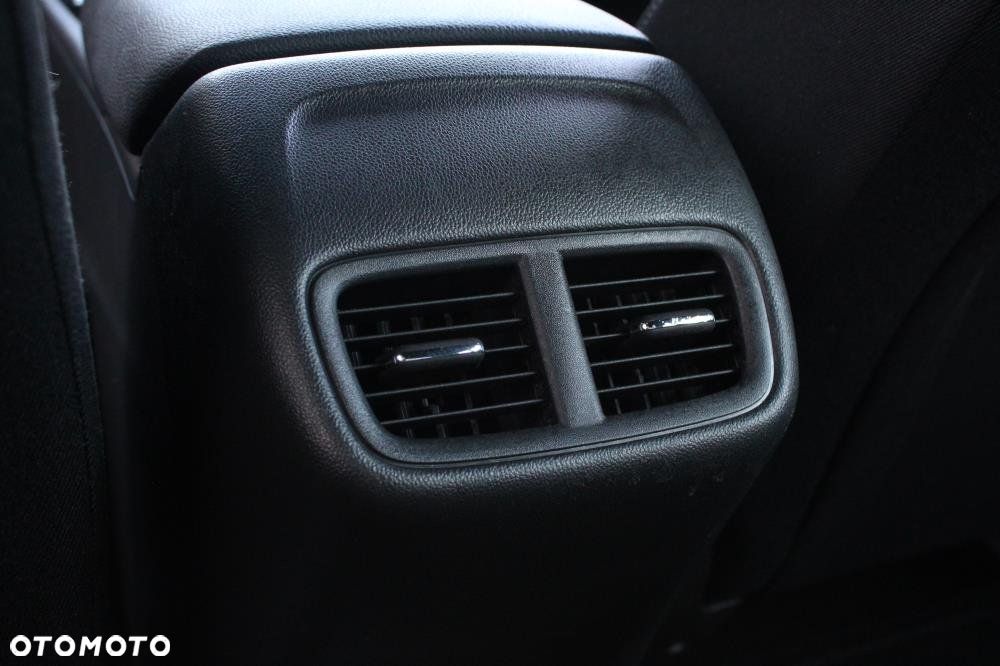 Opel Insignia - 27