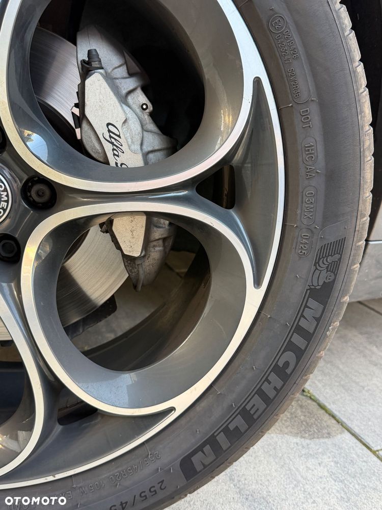 Alfa Romeo Stelvio 2.0 Turbo Veloce Q4 - 10