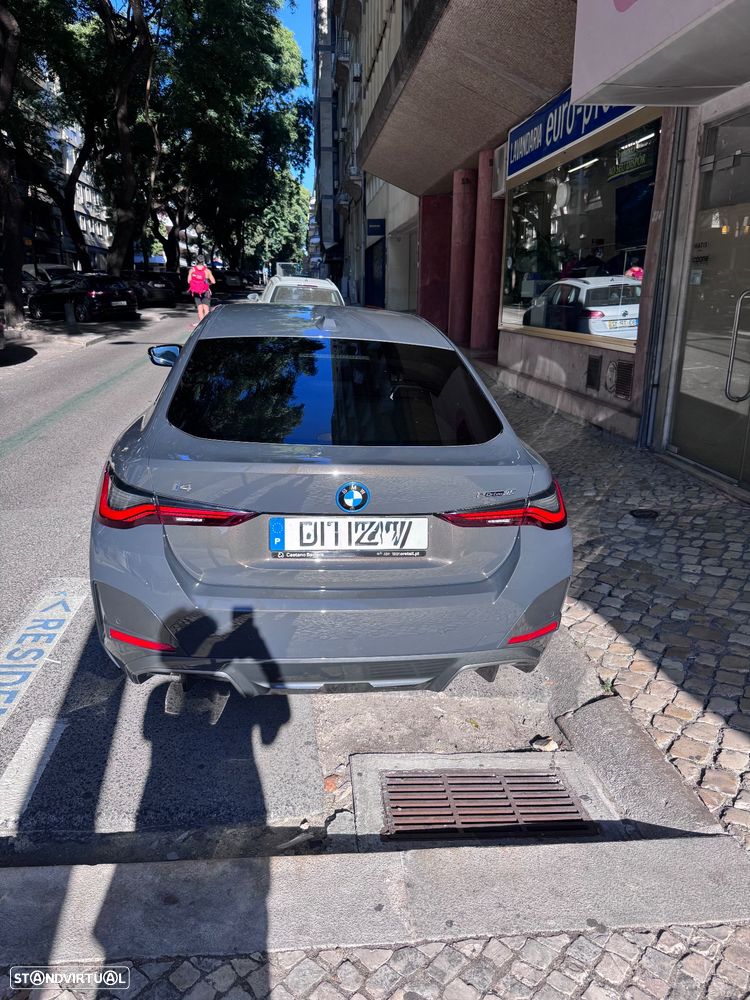 BMW i4 eDrive35 Pack Desportivo M - 6