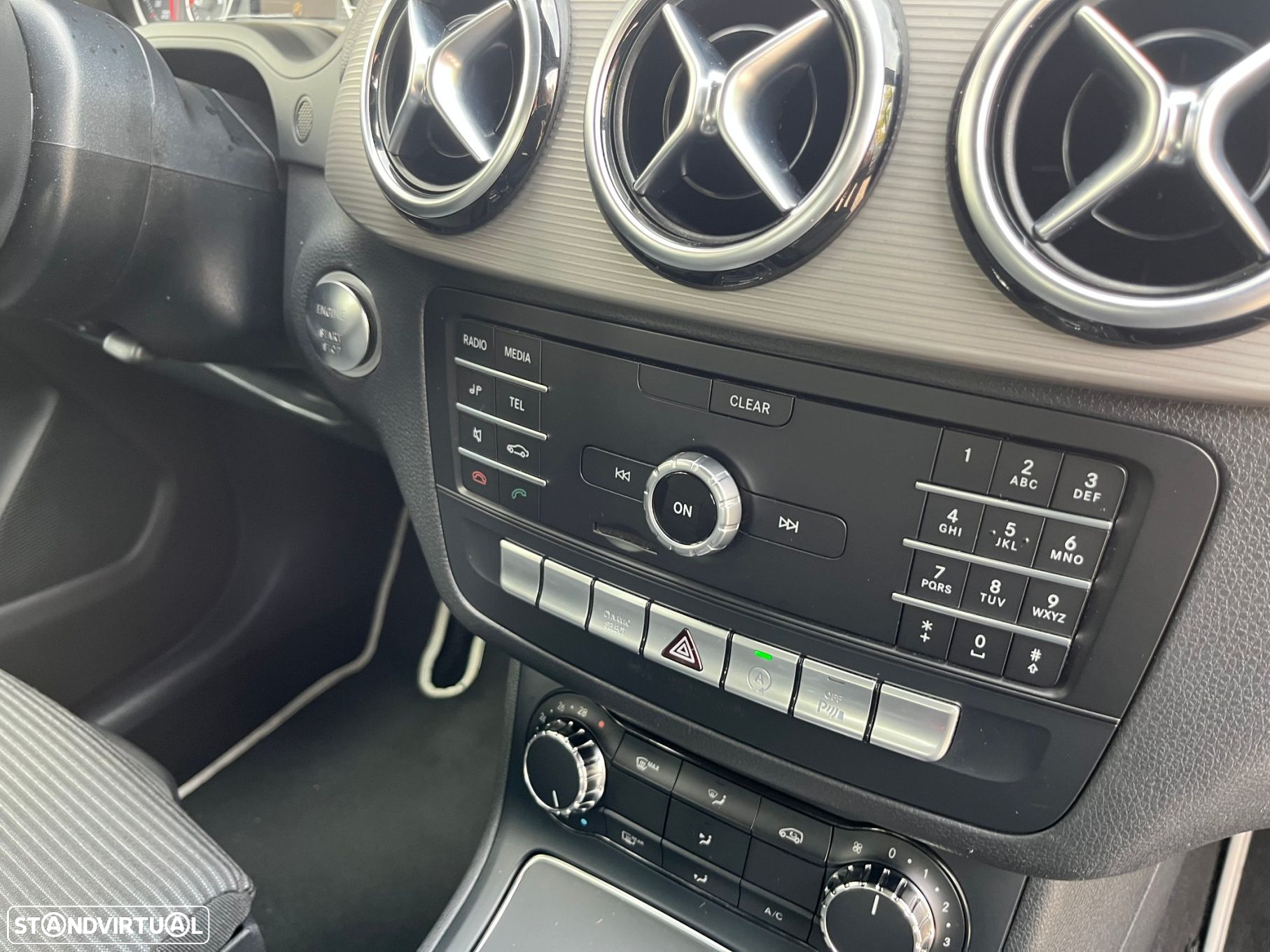 Mercedes-Benz B 180 d Style - 27
