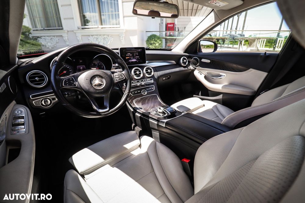 Mercedes-Benz C - 8