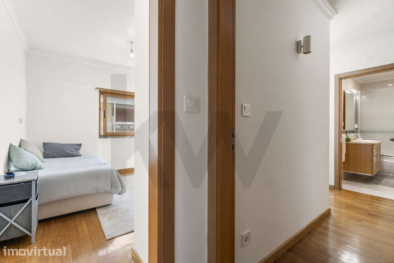Apartamento T2, Rua Henrique Manuel Ginja Cardoso em Odivelas - Grande imagem: 3/20