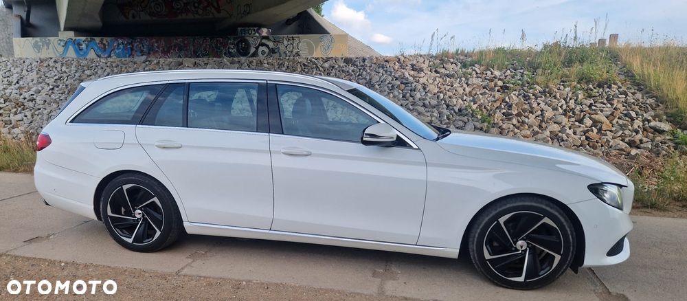 Mercedes-Benz Klasa E 220 d 9G-TRONIC - 7