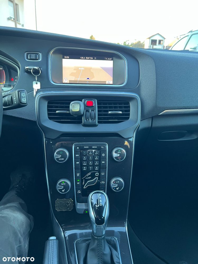 Volvo V40 T2 Geartronic Linje Svart - 10