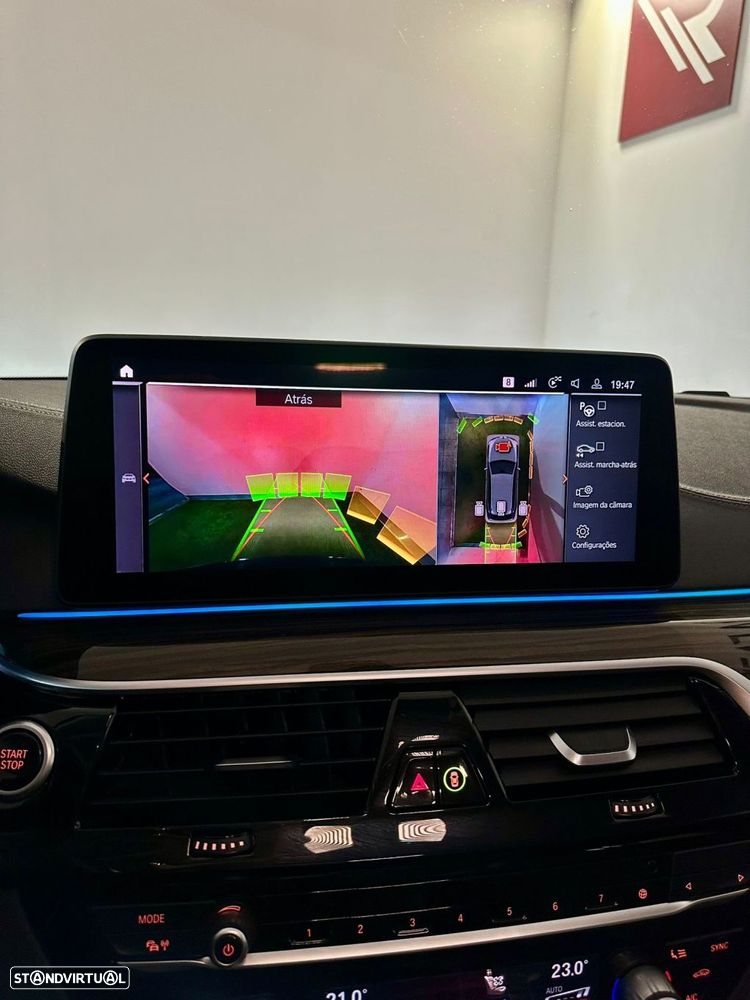 BMW 530 e Line Luxury - 28