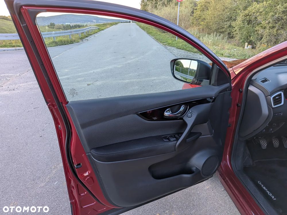 Nissan Qashqai 1.2 DIG-T N-Connecta - 12