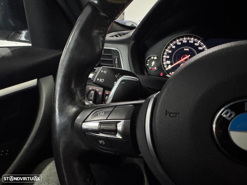 BMW 320 i Pack M Auto - 20