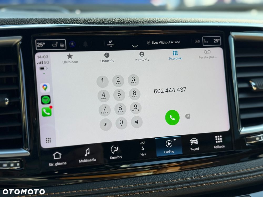 Chrysler Pacifica - 25
