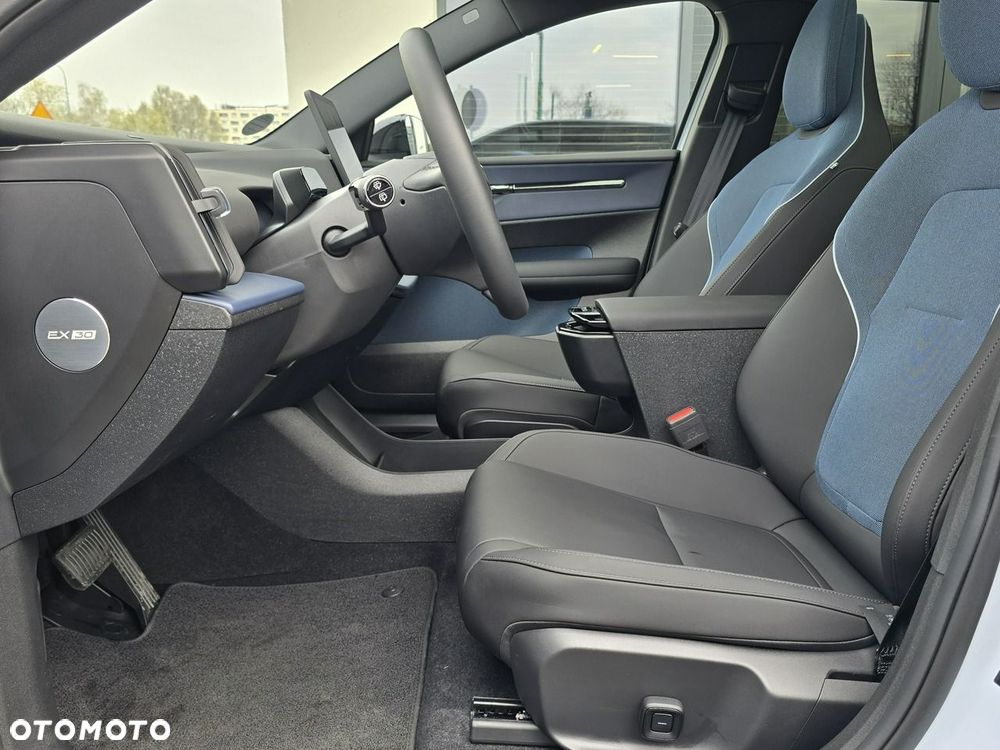 Volvo EX30 - 10