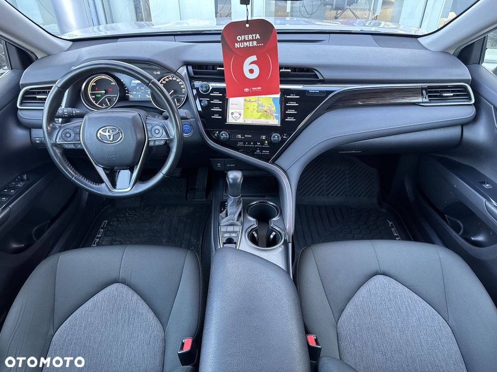 Toyota Camry 2.5 Hybrid Comfort CVT - 11