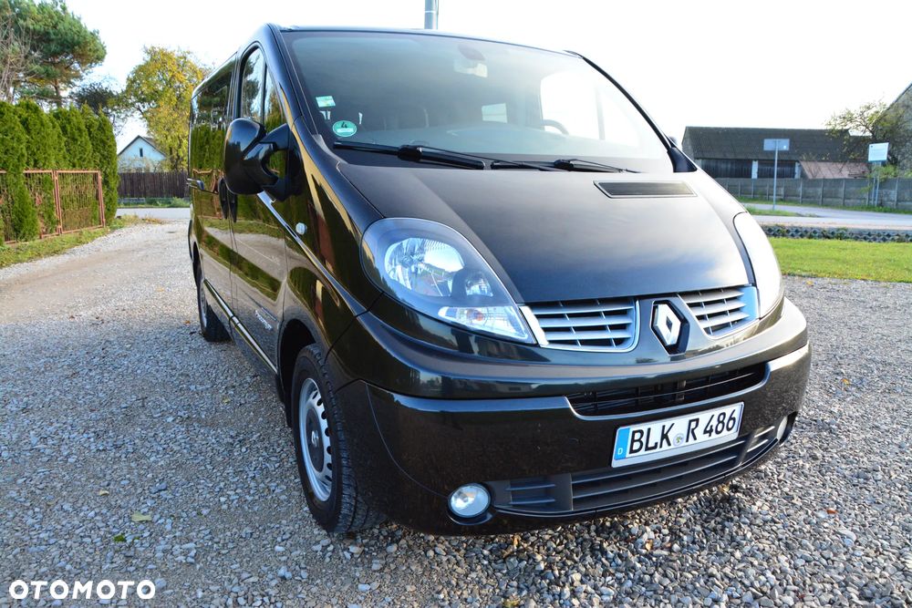 Renault Trafic FAP Grand Passenger Black Edition - 12
